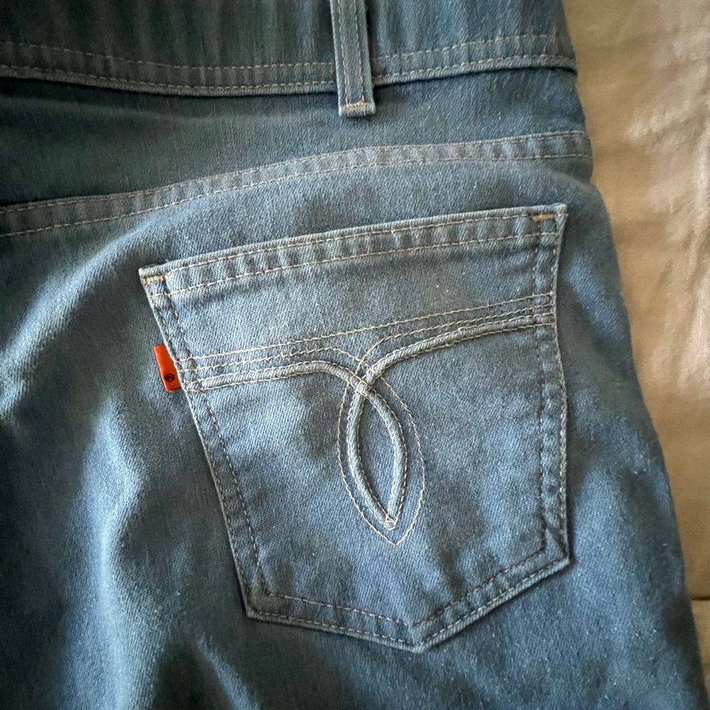 Vintage Levi’s orange tag Blue Denim Jeans. With a skosh more room.